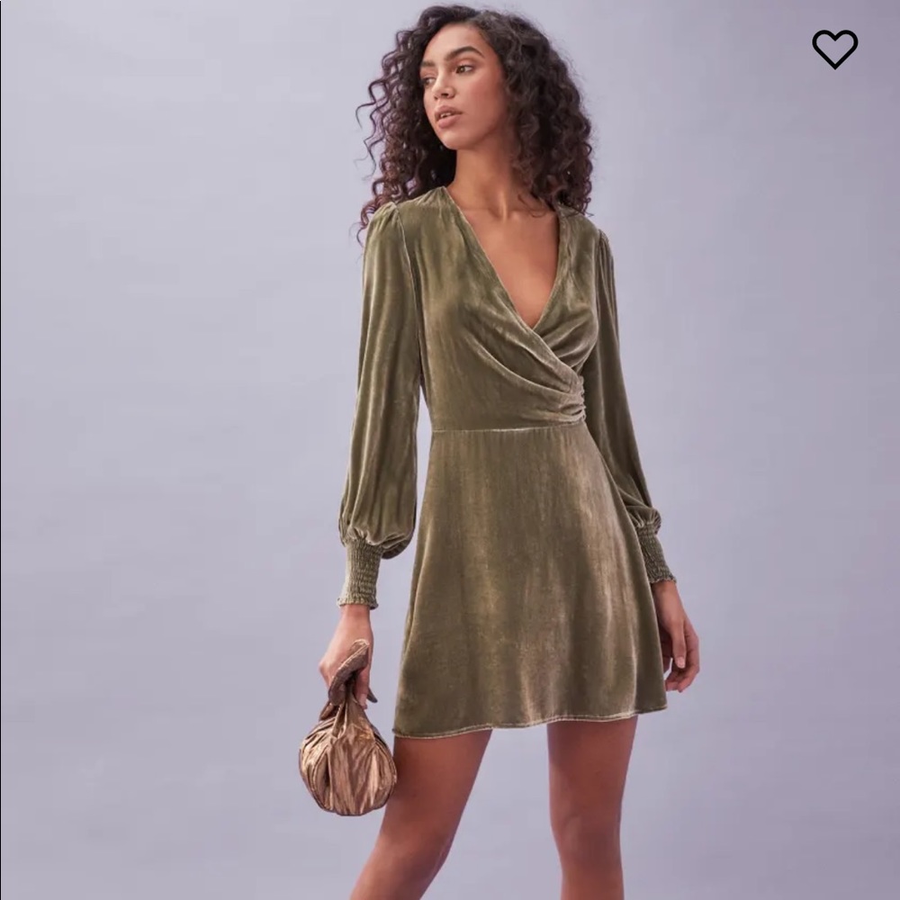 Reformation Velvet Gem Dress in Artichoke NWOT 6